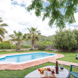 Casa Rural Bocaleones, hotel em Zahara de la Sierra