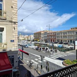 T2 au bord du Canal Royal