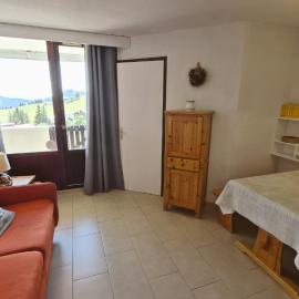 LE Hameau 001