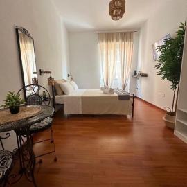 Garibaldi Central Rooms, hotel a Cagliari
