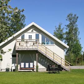4 person holiday home in Romelanda, hotel en Romelanda