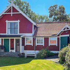 5 person holiday home in ELLÖS-By Traum，埃勒斯的飯店