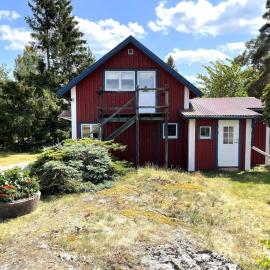 4 person holiday home in GAMLEBY-By Traum, hotel en Gamleby