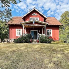 8 person holiday home in ÖRSJÖ-By Traum, hotel v destinaci Örsjö