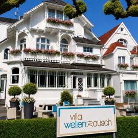 Hotel Villa WellenRausch by UniqStay, מלון בטרוומונדה