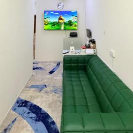 TIDY Premium Hostel DUBAI، فندق في دبي