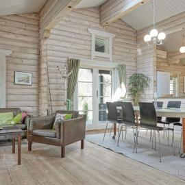 6 person holiday home in Rønne