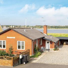 6 person holiday home in Skals-By Traum, hotell i Skals