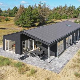 Modern Retreat in Graerup, hotel en Oksbøl