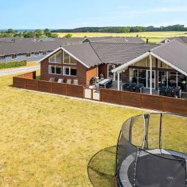 18 person holiday home in Bogense