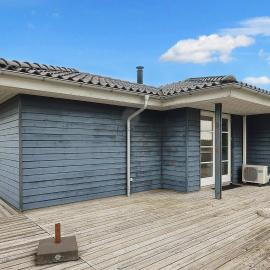 6 person holiday home in Brovst-By Traum