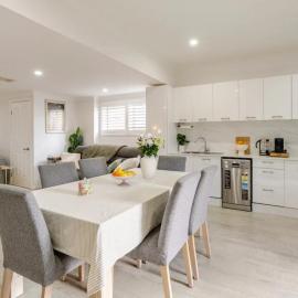 Oscar's at Banora Pet-Friendly Coastal Stay
