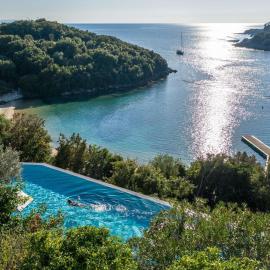 Movenpick Resort Agios Nikolaos Sivota, готель у місті Сівота
