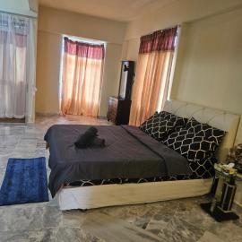 Ocean View Homestay Studio, hotel sa Sirusa