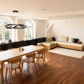 Viel Platz! Apartment direkt an der Isar nahe Altstadt