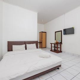 Hotel Pelangi Merak RedPartner，Merak的飯店