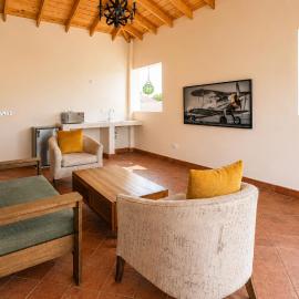 The Landing Nanyuki - One Bedroom Guest house, hotel v destinaci Nanyuki