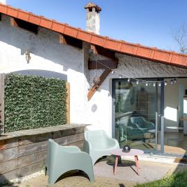 Maisonette private garden