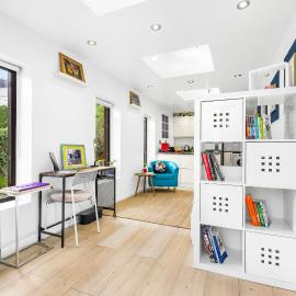 Modern studio in Ealing Broadway, hotel em Ealing
