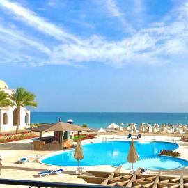 Peaks - Palm Beach Piazza - Beach & Pool Access, hotel din Sahl Hasheesh
