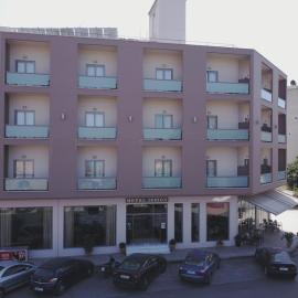 Ionion Hotel, hotel en Kyparissia