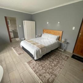 York-R102 Airport Road - Modern Comfort