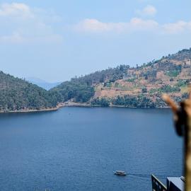 Twin Lakes Island Homestay
