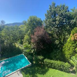 Cà Mia Modern Apartment with Pool near Lake Lugano