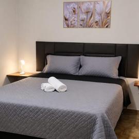 Habitaflex Casa No Centro de Urupês, hotel em Urupês