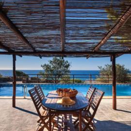 Villa Kimothoe with Private Pool, only 20 min to Elafonissi Beach、AmigdhalokeFálionのホテル