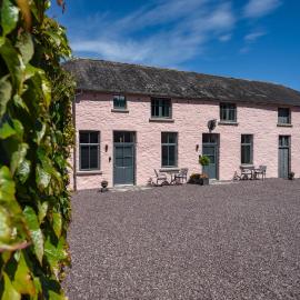 Pallastown House Courtyard Kinsale, хотел в Кинсейл