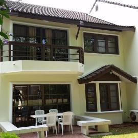 Haus im botanischem Garten mit Privatstrand, Hotel in Ban Tha Fat