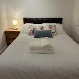 Morden One Bedroom Apartment Near Heathrow Airport