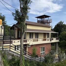 Yellow Rays Homestay