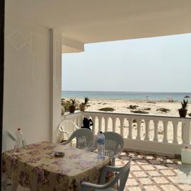 Maison en bord de mer avec terrasse, hotel Menzel Temime városában