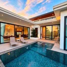 Chareen Pool Villa