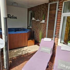 Ferienhaus Annchen - mit Whirlpool und in ruhiger Lage, hotel en Geeste