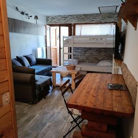 Résidence le Schuss Studio Montagne en bas des pistes, ξενοδοχείο στο Vars