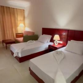 Oyster Bay Beach Resort, hotel in Marsa Alam