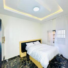 Jay Home IV Yde, hotel a Yaoundé