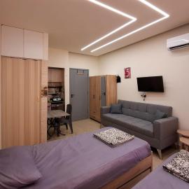 Cozy BH room 1