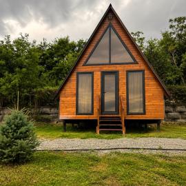 Gudaleti A-Frame Cottage, Hotel in Kaspi