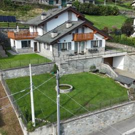 Ca' Piramidi Casa Vacanze, hotel en Postalesio