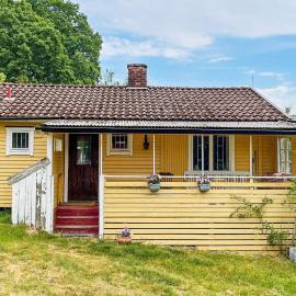 6 person holiday home in Olofström-By Traum