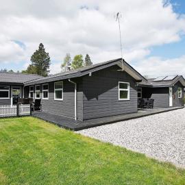 5 star holiday home in Hadsund