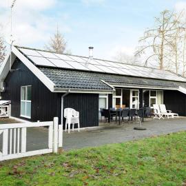 10 person holiday home in Græsted