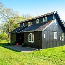 6 person holiday home in Hovborg-By Traum