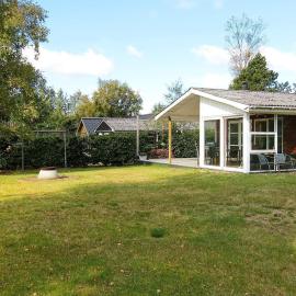 4 person holiday home in Hals-By Traum, Hotel in Hals