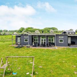 10 person holiday home in Haderslev-By Traum