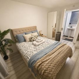 Modern 3-Bed Detached Home -Families & Contractors